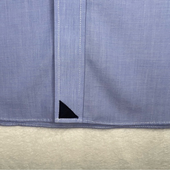 UNTUCKit Size Large Men's Hillstowe Wrinkle Free Blue Short Sleeve Button Down - Picture 4 of 12
